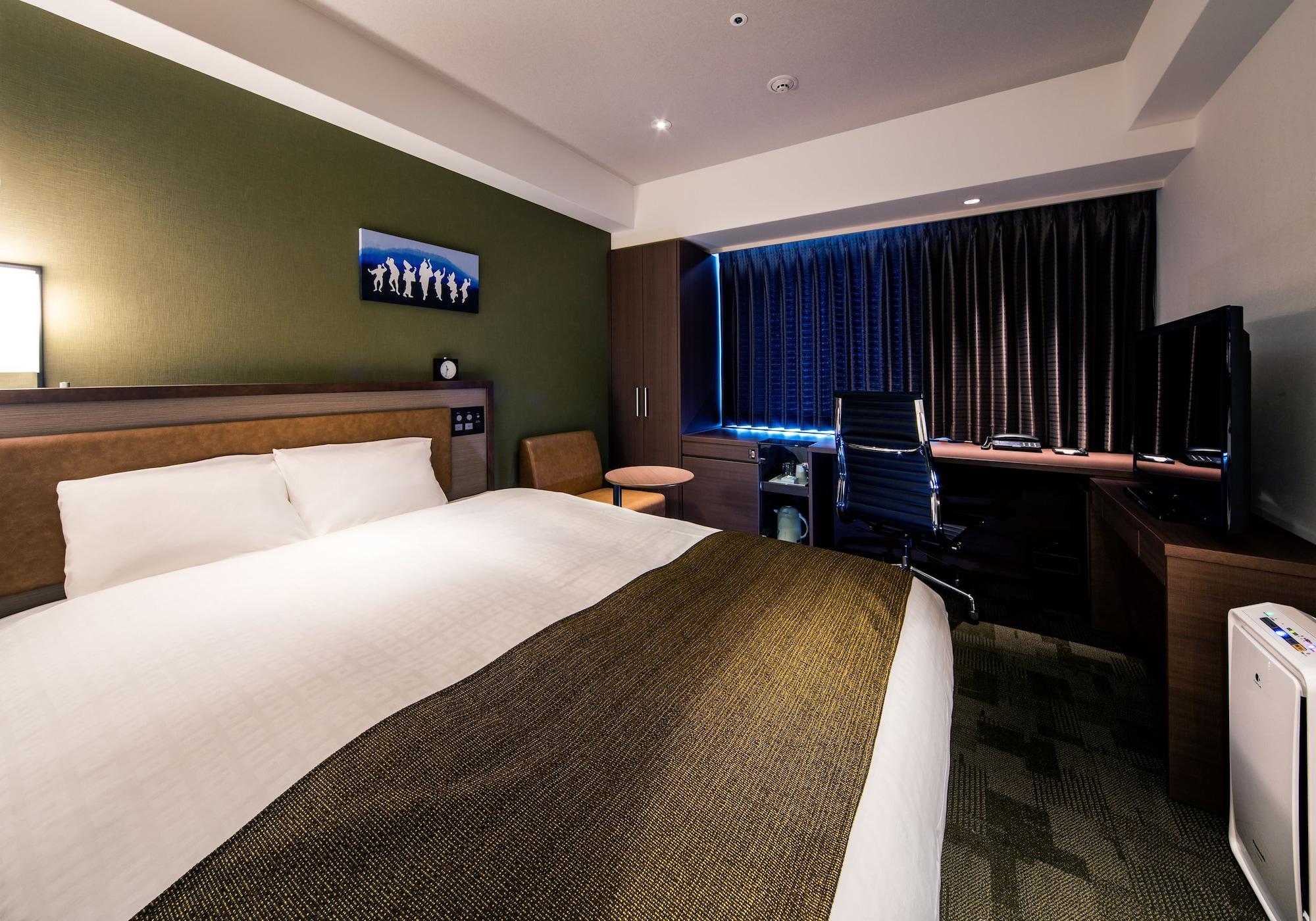 Daiwa Roynet Hotel Tokushima Ekimae Екстер'єр фото