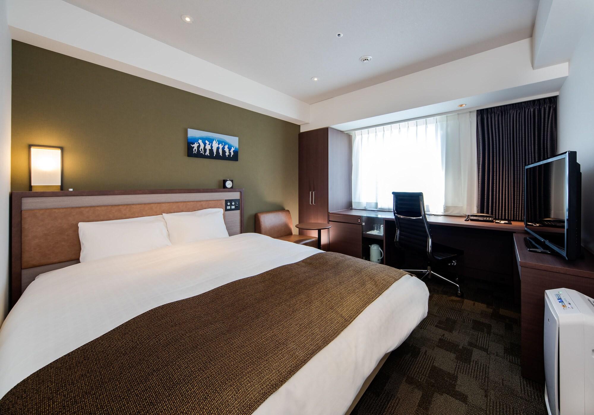 Daiwa Roynet Hotel Tokushima Ekimae Екстер'єр фото