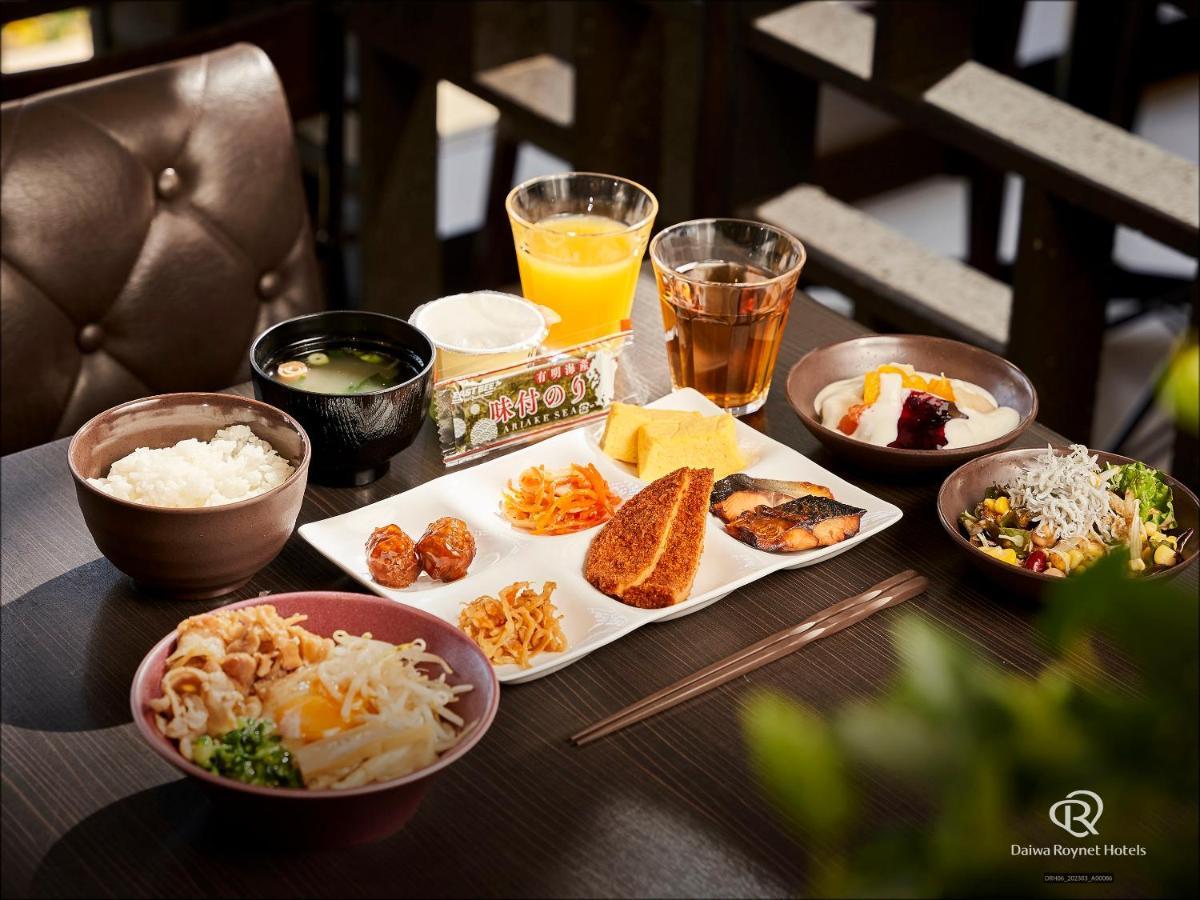 Daiwa Roynet Hotel Tokushima Ekimae Екстер'єр фото