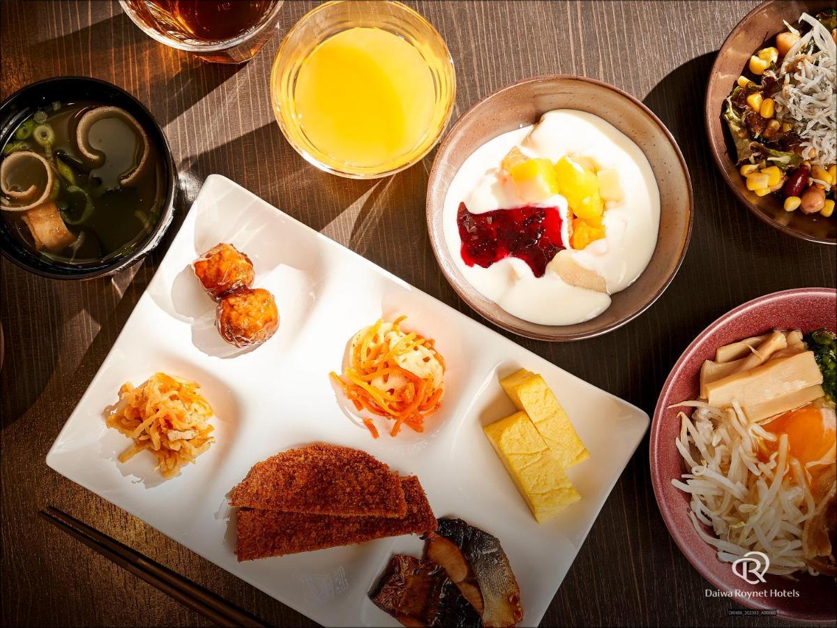 Daiwa Roynet Hotel Tokushima Ekimae Екстер'єр фото
