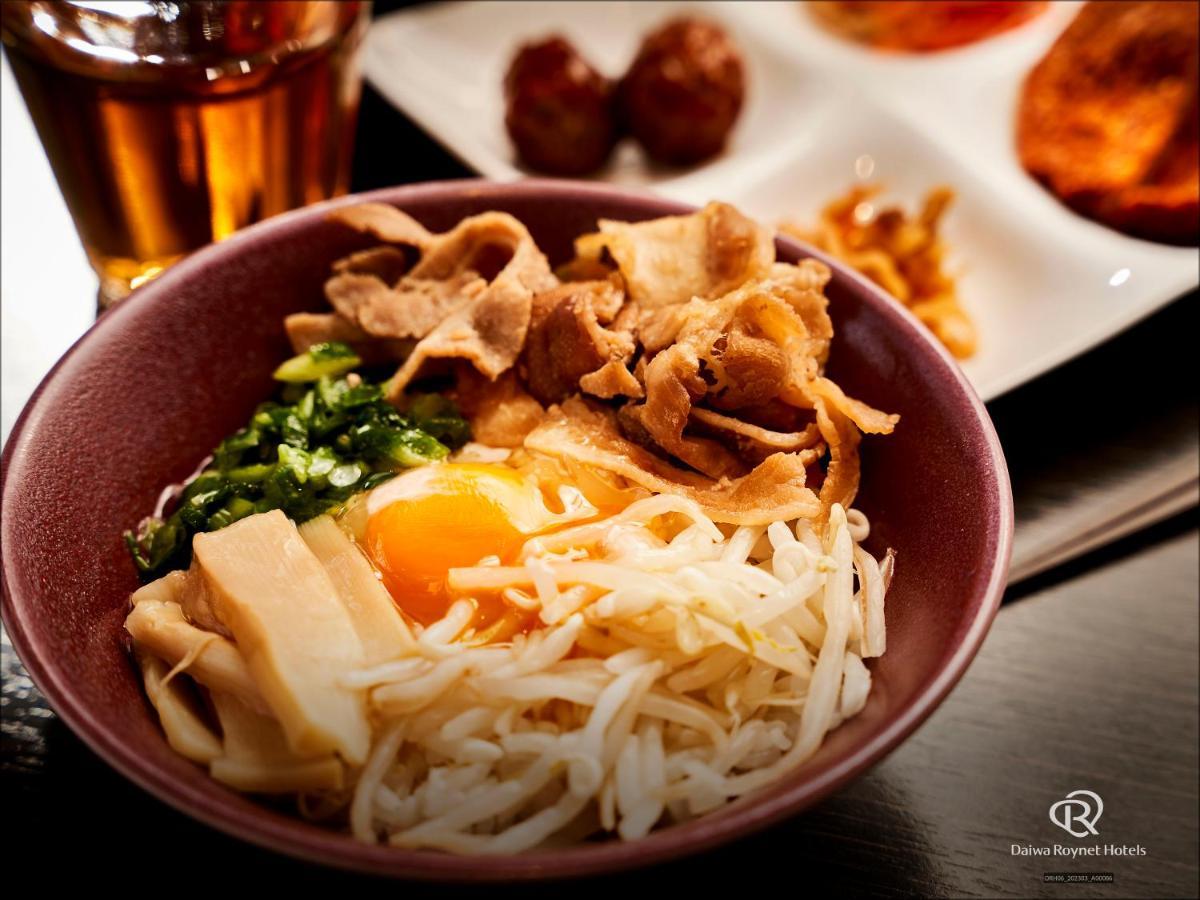 Daiwa Roynet Hotel Tokushima Ekimae Екстер'єр фото