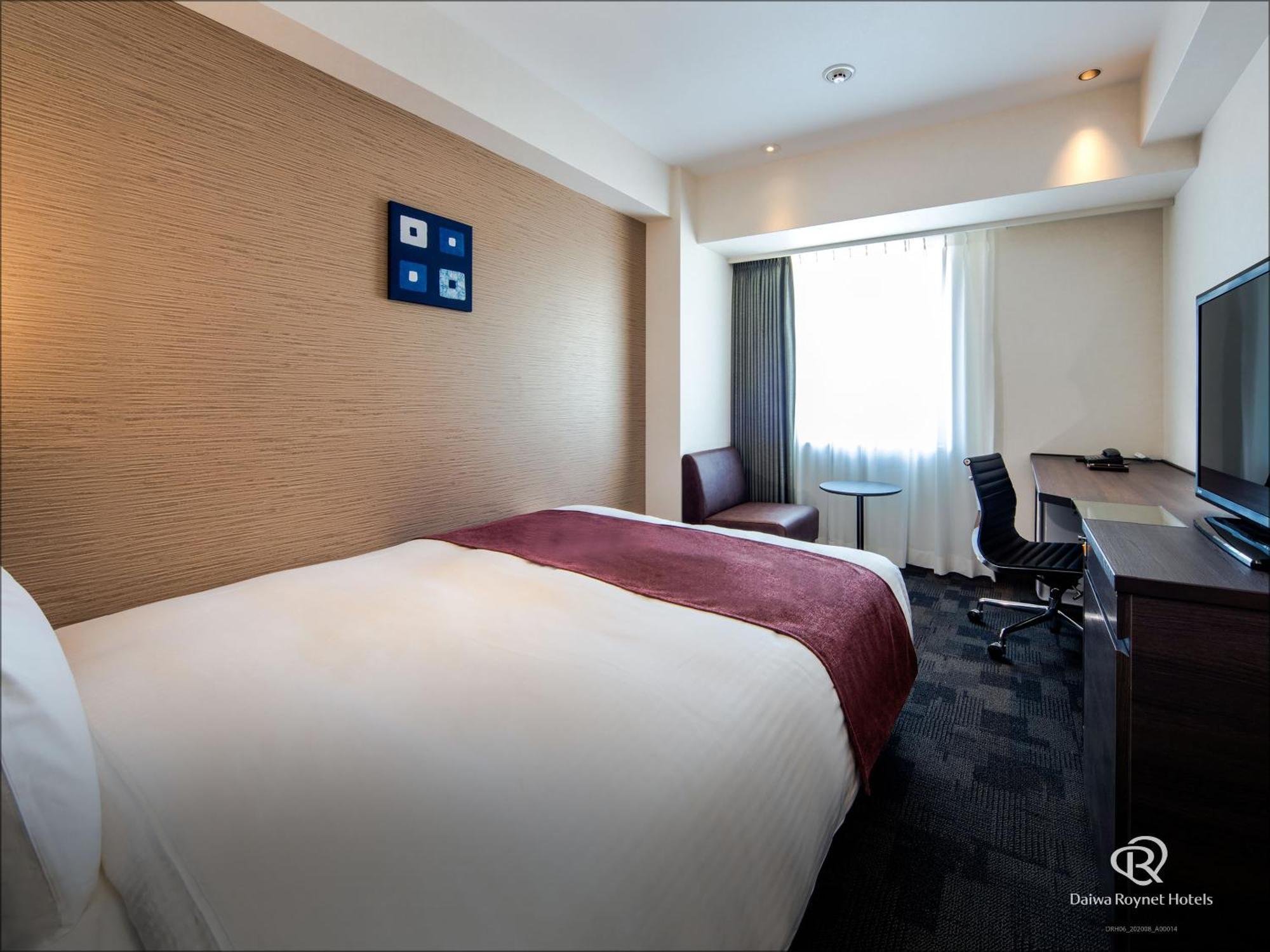 Daiwa Roynet Hotel Tokushima Ekimae Екстер'єр фото