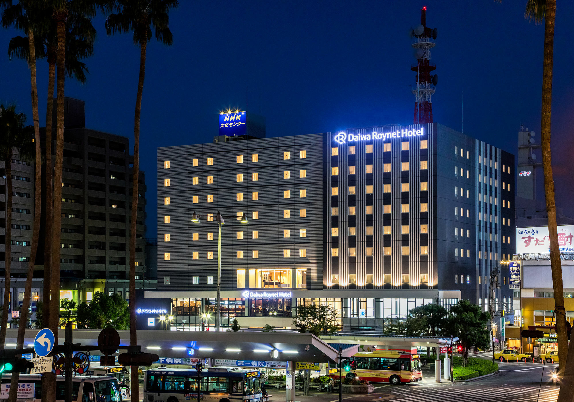 Daiwa Roynet Hotel Tokushima Ekimae Екстер'єр фото